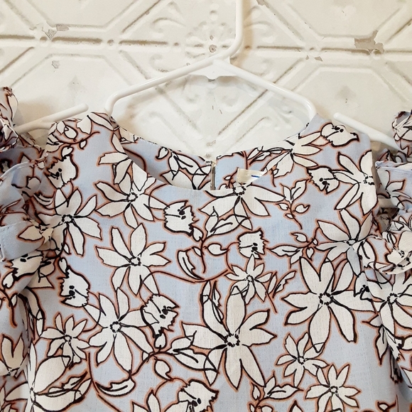 Binkeke Off the Shoulder Top - Picture 4 of 10